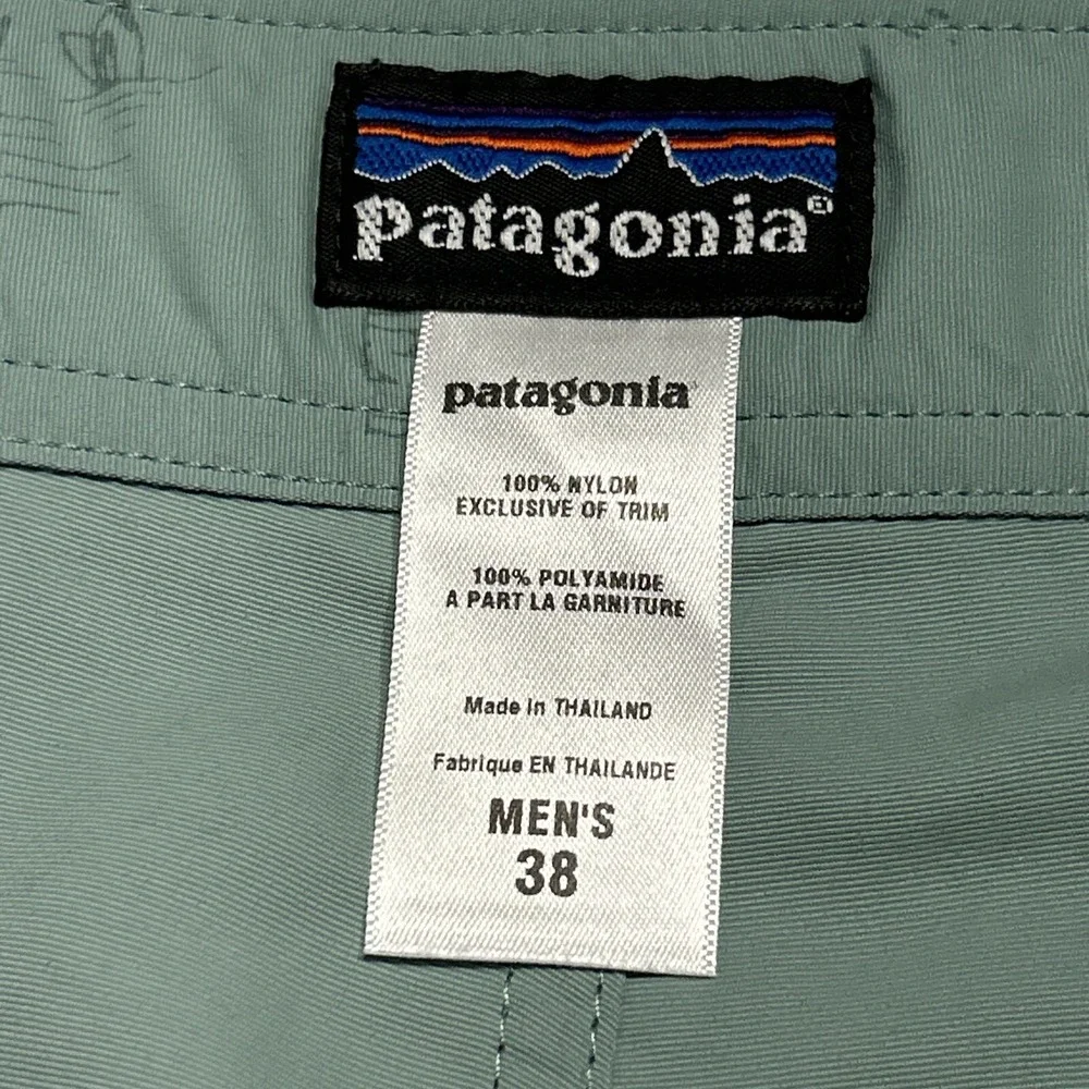 Mens Patagonia Wavefarer Swim Shorts All Over Surf Print & Script Barritz 38‎